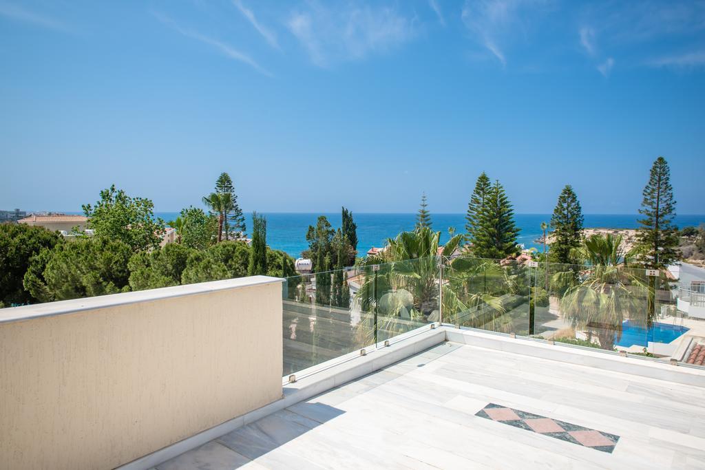 Coralli Villas คอรัลเบย์ ภายนอก รูปภาพ