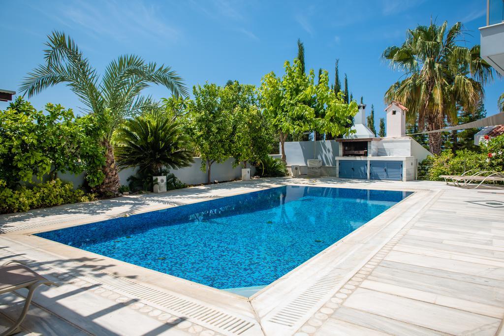 Coralli Villas คอรัลเบย์ ภายนอก รูปภาพ